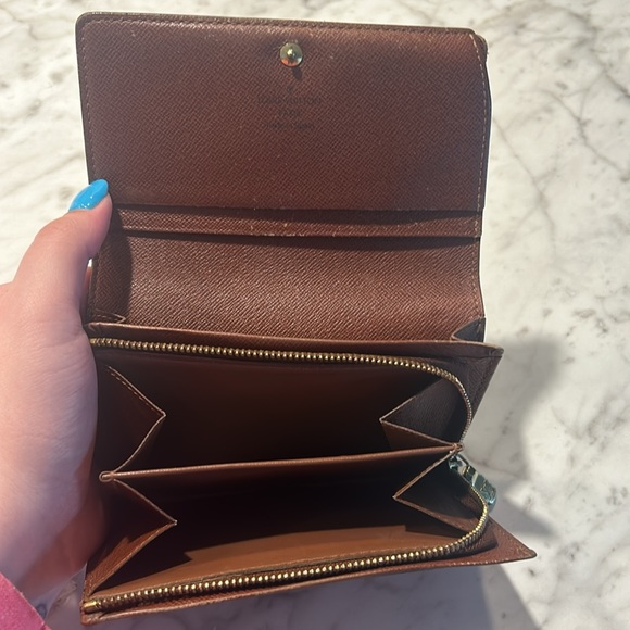 Louis Vuitton Monogram Wallet (project wallet!) - Picture 15 of 15